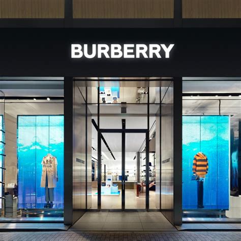 yi burberry|burberry store online.